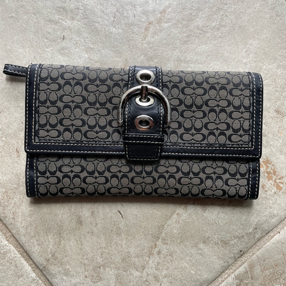 Authentic Coach wallet